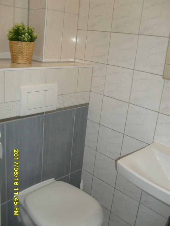 Hotel Fortuna Senec Extérieur photo